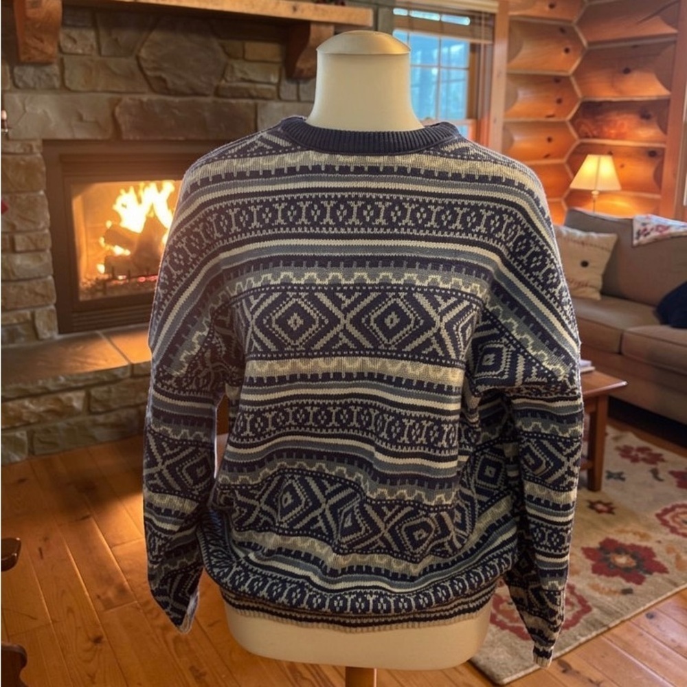 NWT Womens Comfort Knits Tribal SweaterSweater  